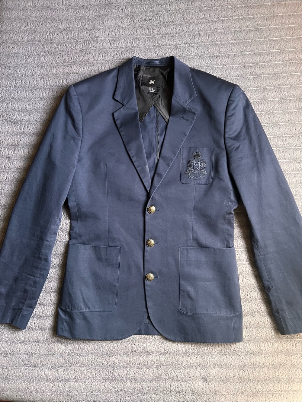 H&M 34R Rare Navy Blue Preppy Blazer with Crest Patch